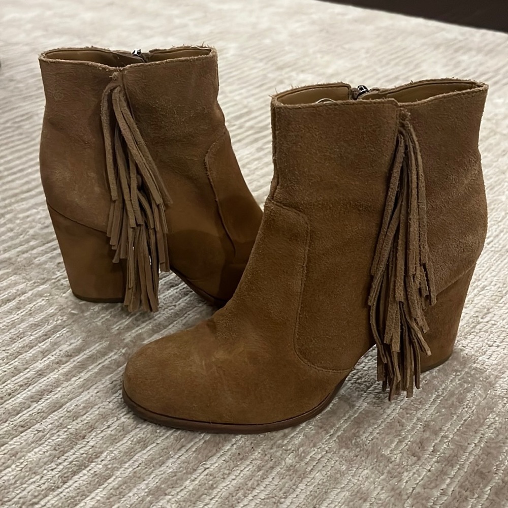 Via Spiga brown leather booties (7.5)